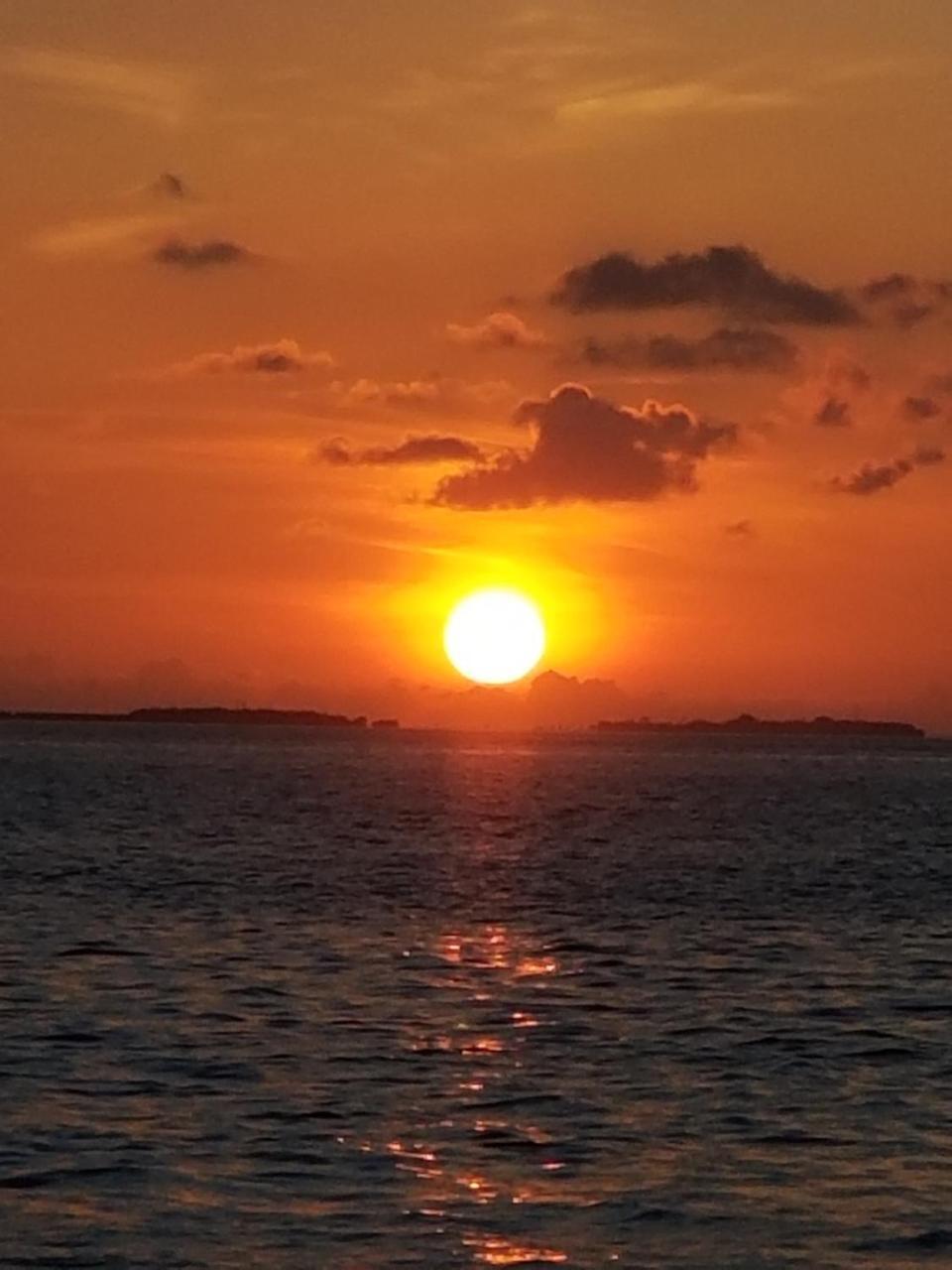 Summer Shade Maldives 达拉万度 外观 照片